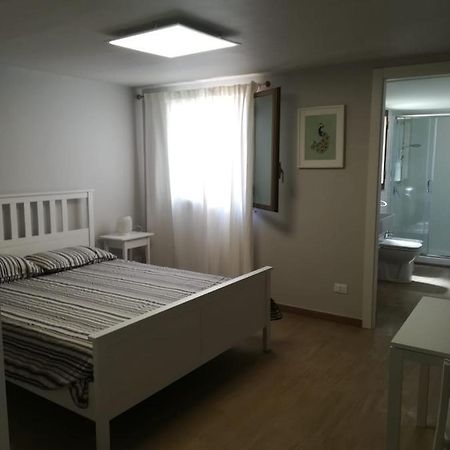 Sweet Room In Center ปาแลร์โม ภายนอก รูปภาพ